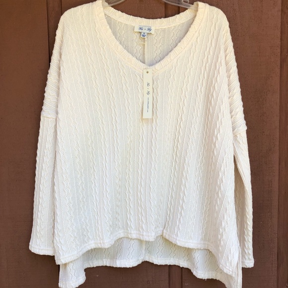 She + Sky Sweaters - She + Sky Oversized Cream Pullover Sweater Size S